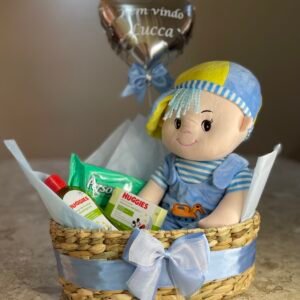 Cesta boas vindas com boneco